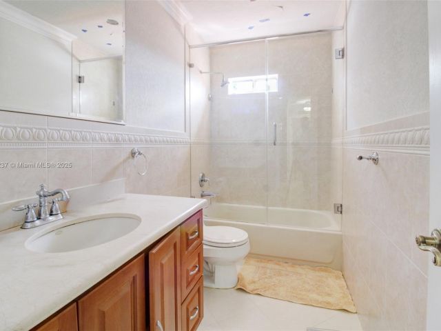 Продажа дома по адресу 3736 SW 107th Ct - фото 6134617