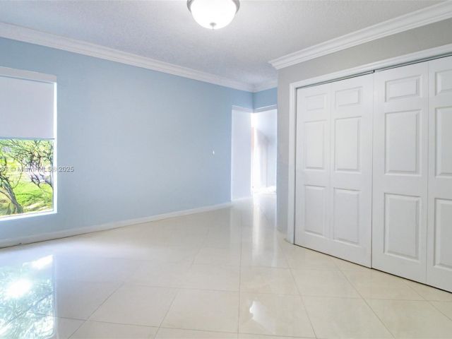 Продажа дома по адресу 3736 SW 107th Ct - фото 6134618