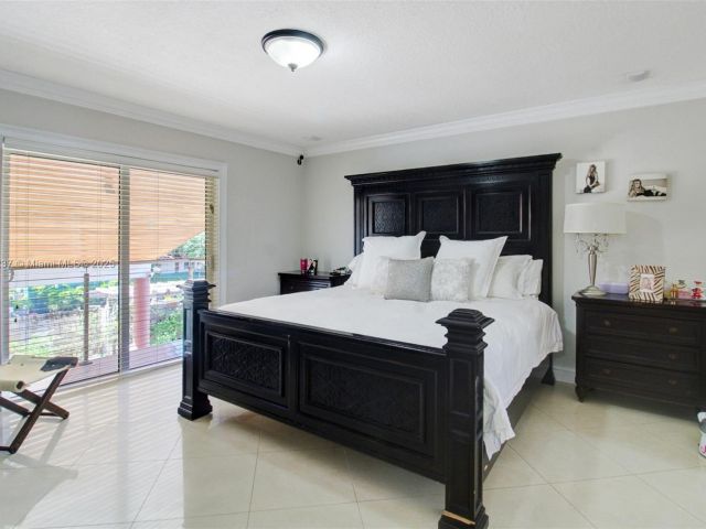 Продажа дома по адресу 3736 SW 107th Ct - фото 6134623