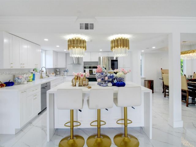 Продажа дома по адресу 3736 SW 107th Ct - фото 6134629