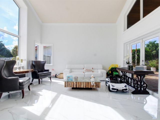 Продажа дома по адресу 3736 SW 107th Ct - фото 6134632