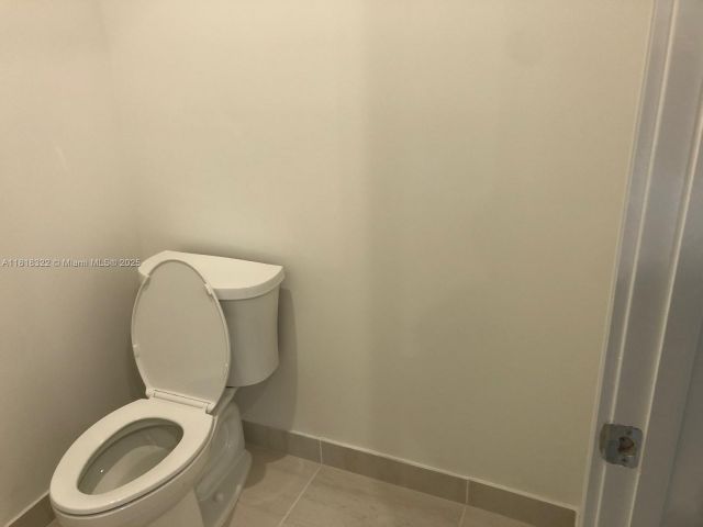 Продажа дома по адресу 8272 NW 44th Ter - фото 6134973