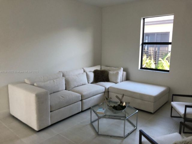 Продажа дома по адресу 8272 NW 44th Ter - фото 6134976