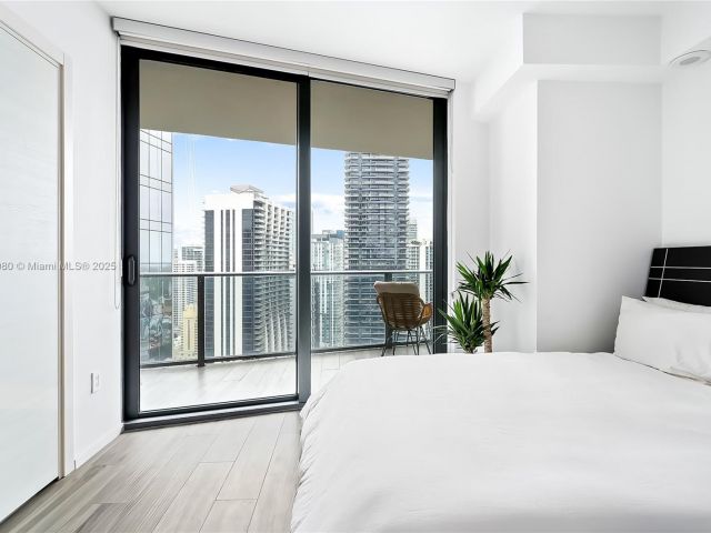 Продажа квартиры #3704 - фото 6153440