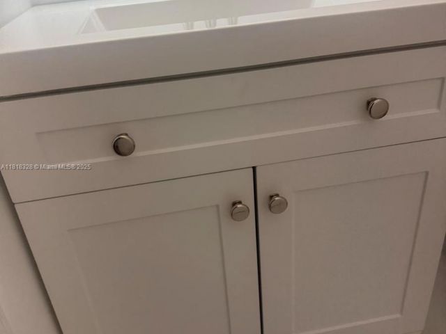 Продажа дома по адресу 14085 SW 179th Ter - фото 6167675