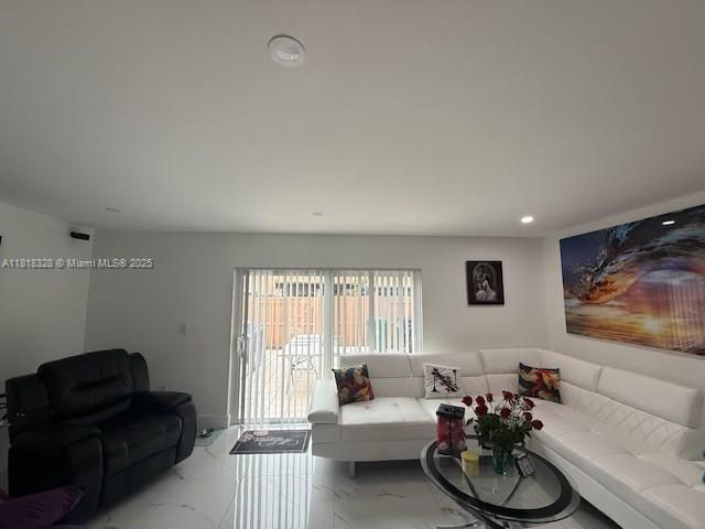 Продажа дома по адресу 14085 SW 179th Ter - фото 6167678