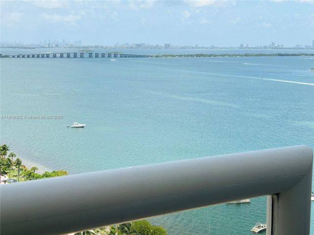 Квартира в аренду номер - фото 6164066