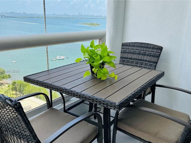 Квартира в аренду номер - фото 6164068