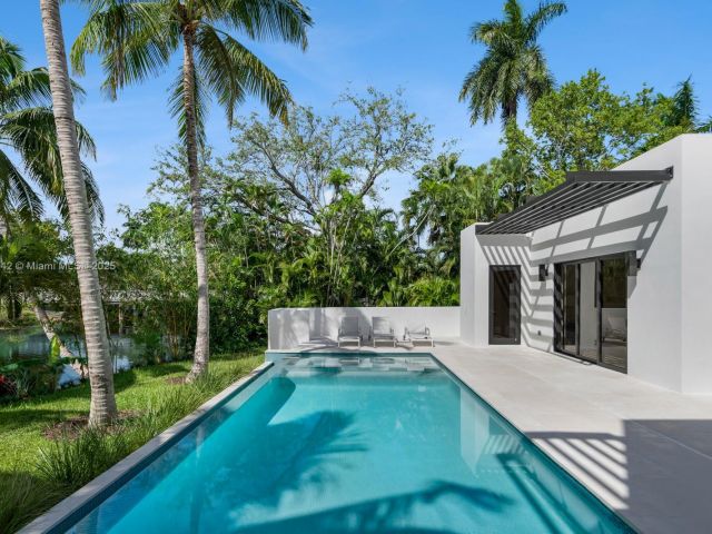 Дом в аренду по адресу 11150 Griffing Blvd - фото 6138189