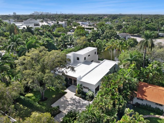 Дом в аренду по адресу 11150 Griffing Blvd - фото 6138198