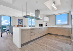 Квартира #1702