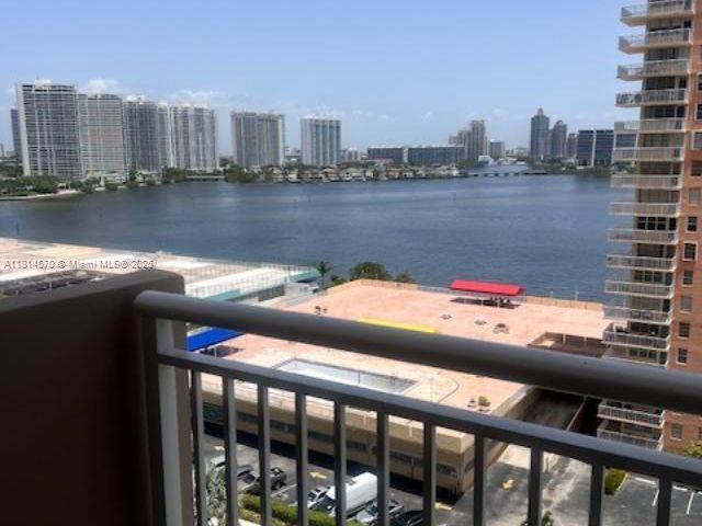 Квартира в аренду номер1211 - фото 6139200