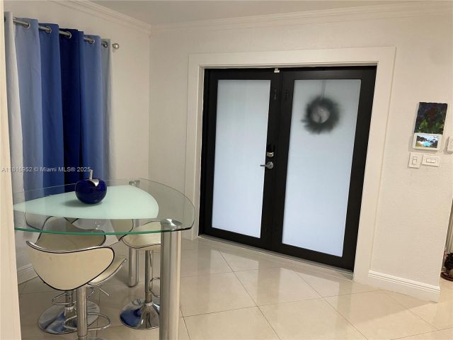 Продажа дома по адресу 16 NW 207th St - фото 6159292