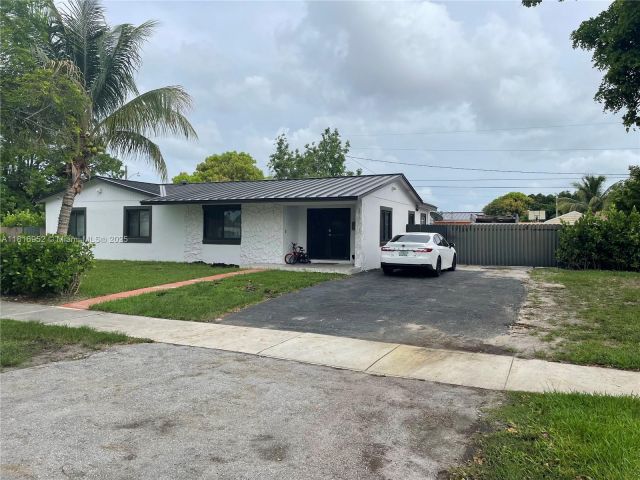 Продажа дома по адресу 16 NW 207th St - фото 6159294