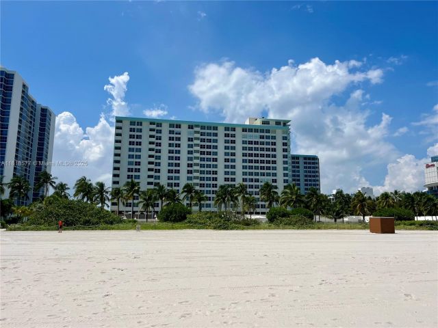 Продажа квартиры #810 - фото 6140623