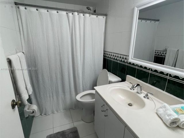 Квартира в аренду номер1210 - фото 6142857