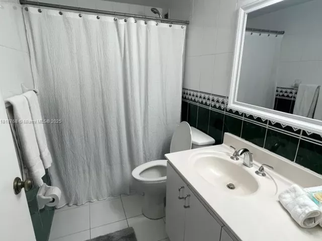 Квартира в аренду номер1210 - фото 6142857