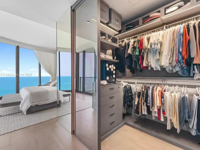 Продажа квартиры #3101 - фото 6144946