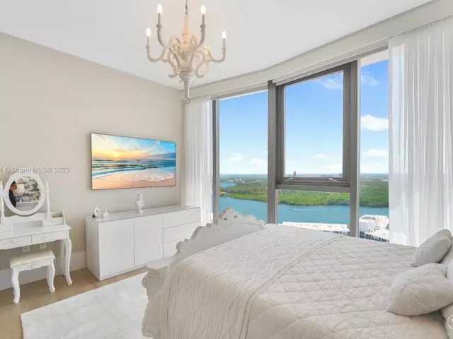 Продажа квартиры #3101 - фото 6144939