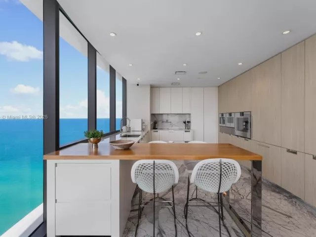 Продажа квартиры #3101 - фото 6144932