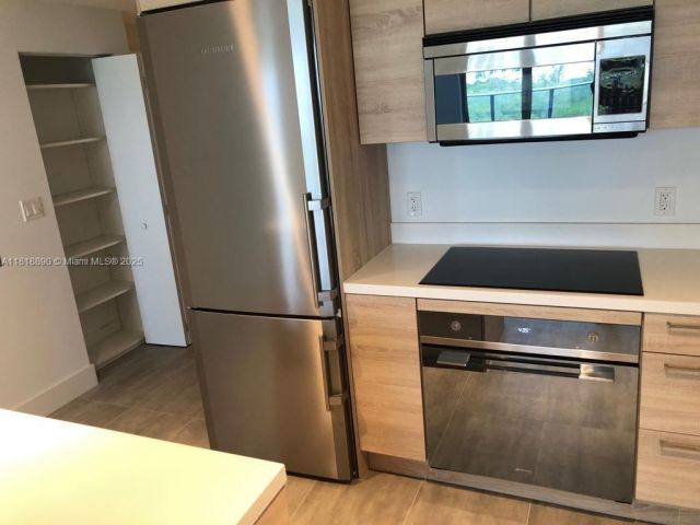 Продажа квартиры #1005 - фото 7435904