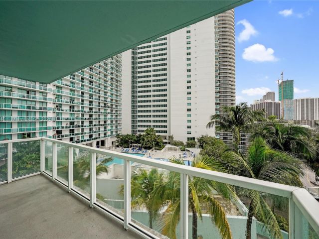 Продажа квартиры #1411 - фото 6167377