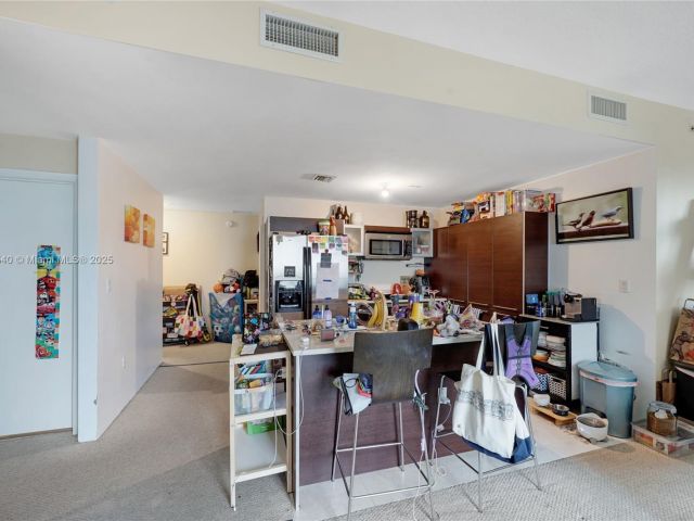 Продажа квартиры #1411 - фото 6167393