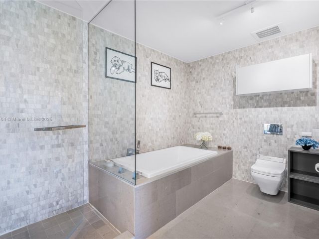 Продажа квартиры #1704 - фото 6143215