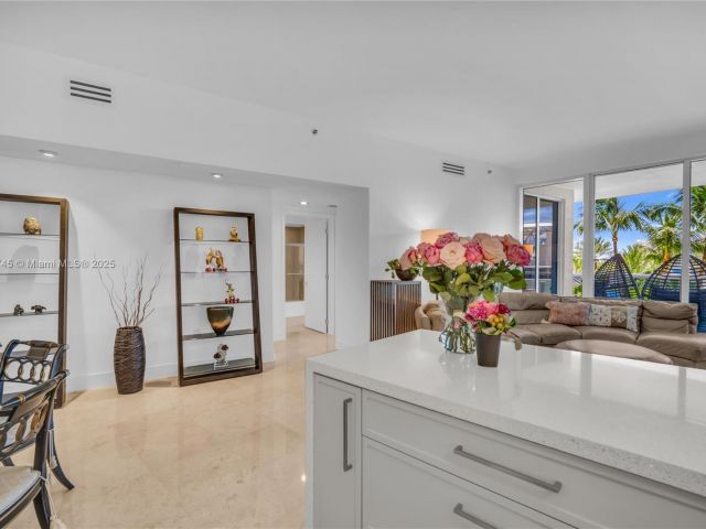 Продажа квартиры #407 - фото 6219675