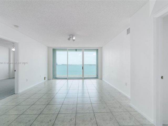 Квартира в аренду номер1103 - фото 6141445