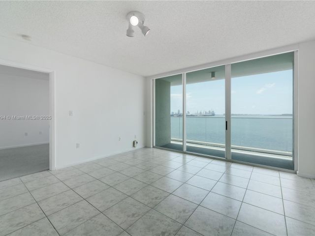 Квартира в аренду номер1103 - фото 6141446