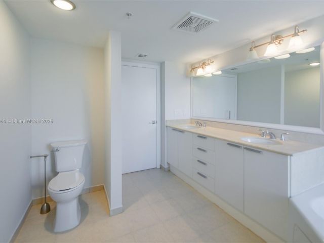 Продажа квартиры #2107 - фото 6768729