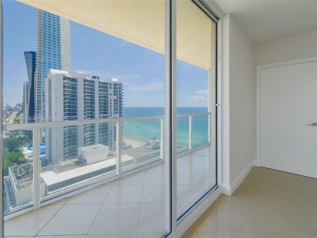 Продажа квартиры #2107 - фото 6768732