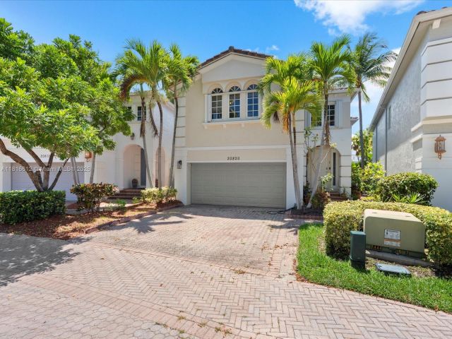 Продажа дома по адресу 20820 NE 30th Pl - фото 6140427