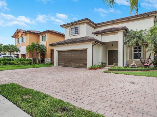 Продажа дома по адресу 15575 SW 9th Ln - фото 6141058