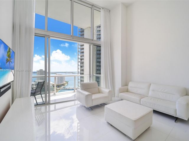 Продажа квартиры #2807 - фото 6143513