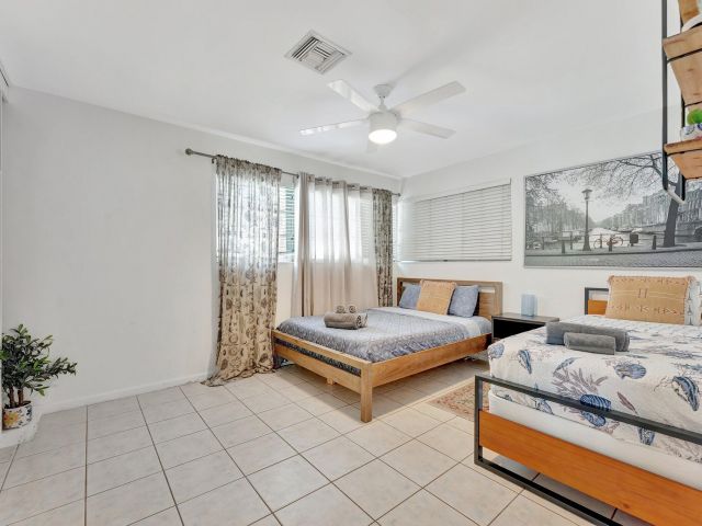 Дом в аренду по адресу 1246 Johnson Street - фото 6143940