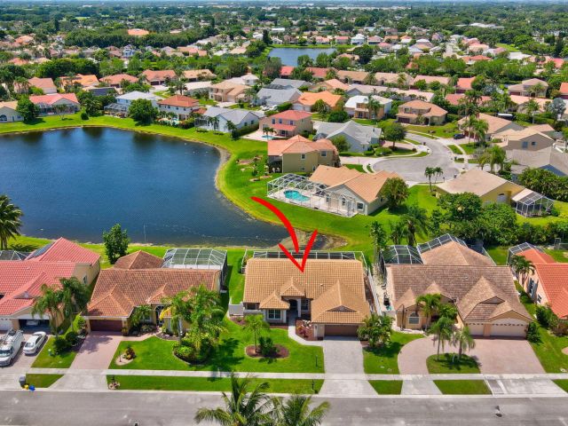 Продажа дома по адресу 9720 Enchanted Pointe Lane - фото 6144563