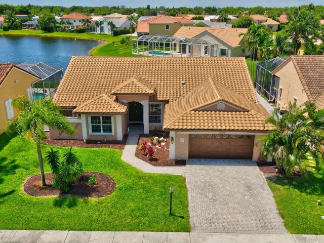 Продажа дома по адресу 9720 Enchanted Pointe Lane - фото 6144565