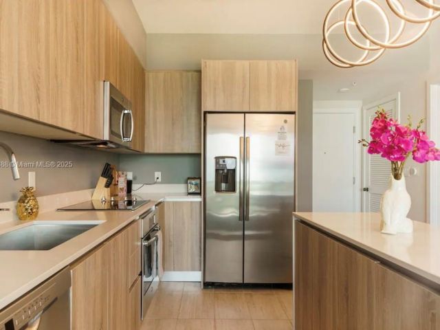 Продажа квартиры #N-1011 - фото 6146187