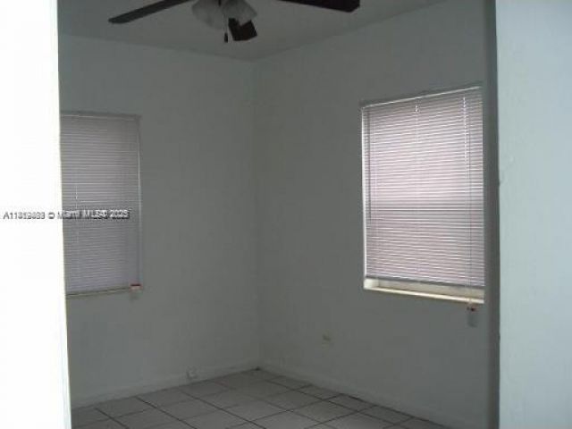 Дом в аренду по адресу 2149 NE 179th St HOUSE - фото 6146822