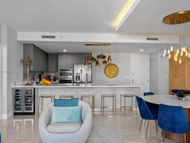 Продажа квартиры #2203 - фото 6150626