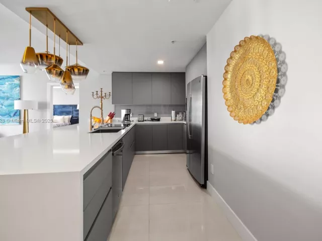 Продажа квартиры #2203 - фото 6150611