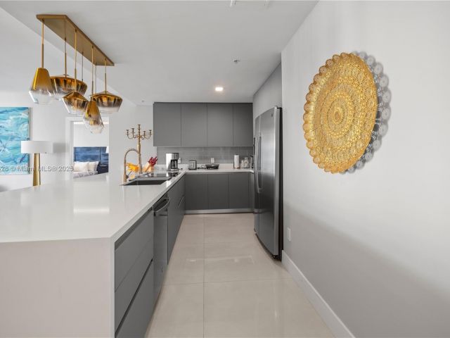 Продажа квартиры #2203 - фото 6150611