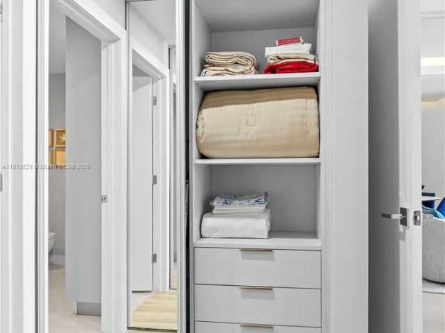 Продажа квартиры #2203 - фото 6150615