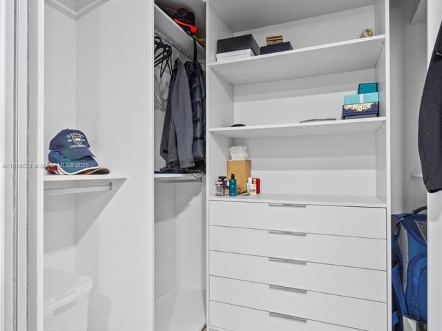 Продажа квартиры #2203 - фото 6150616