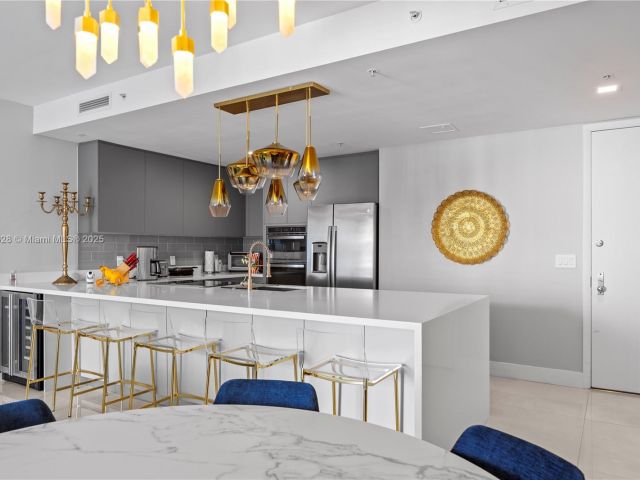 Продажа квартиры #2203 - фото 6150624