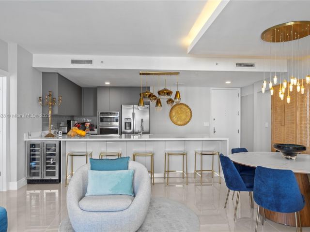 Продажа квартиры #2203 - фото 6150626