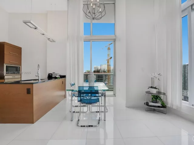 Продажа квартиры #4004 - фото 6171757