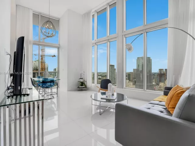 Продажа квартиры #4004 - фото 6171760